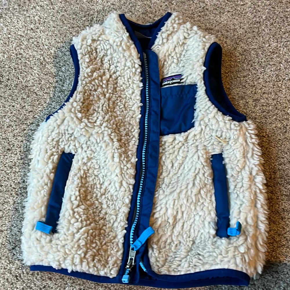 Boys Patagonia Fleece Vest size 3